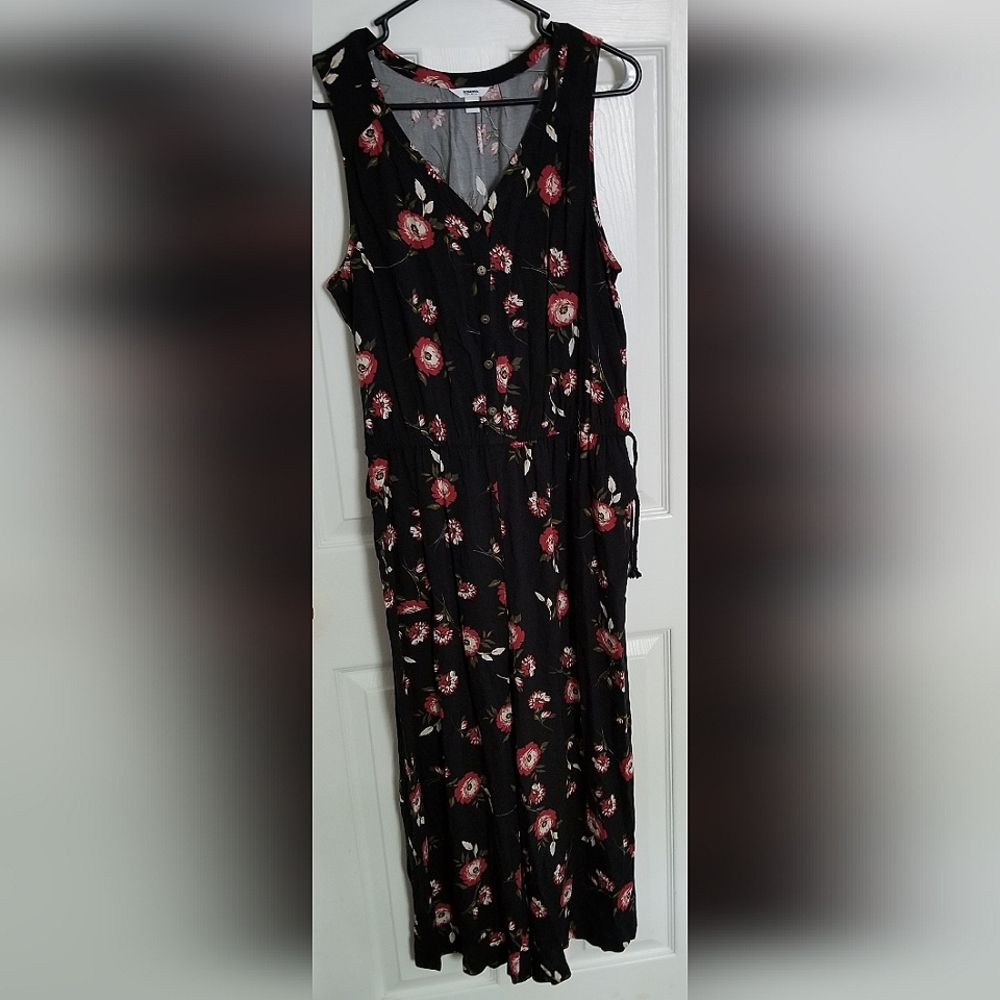 SONOMA "Good For Life" Sleeveless Romper/ Jumpsuit.    EUC.     Sz- Med